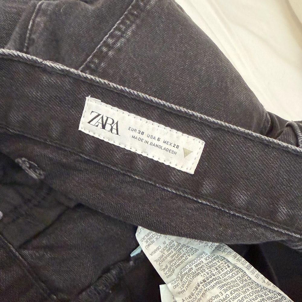 ZARA TRF Mom Fit Comfort Jeans Washed Black US 6 - Picture 6 of 10